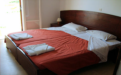 nafsika bedroom