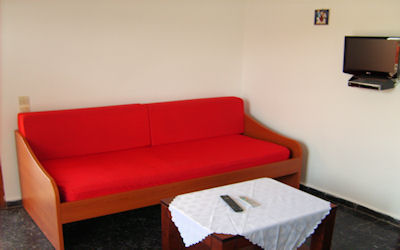 nafsika living area